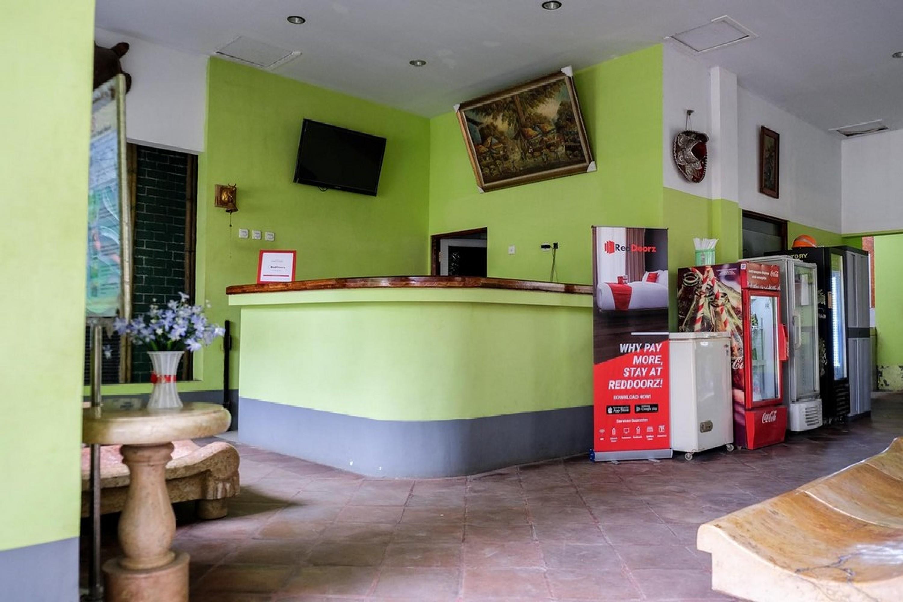 Reddoorz Plus Near Jalan Baru Bogor Exterior photo